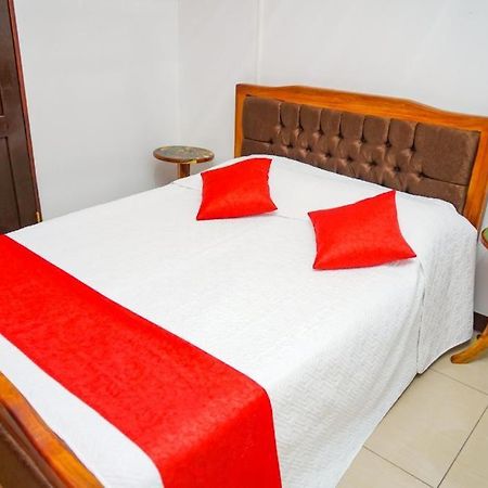 Apartamento Equipado En El Centro De La Fortuna Apartment Bagian luar foto